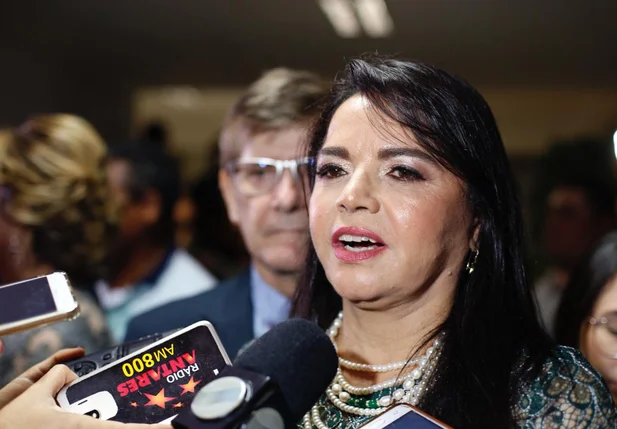 Vereadora Teresa Britto é diplomada deputada estadual em evento no TJ