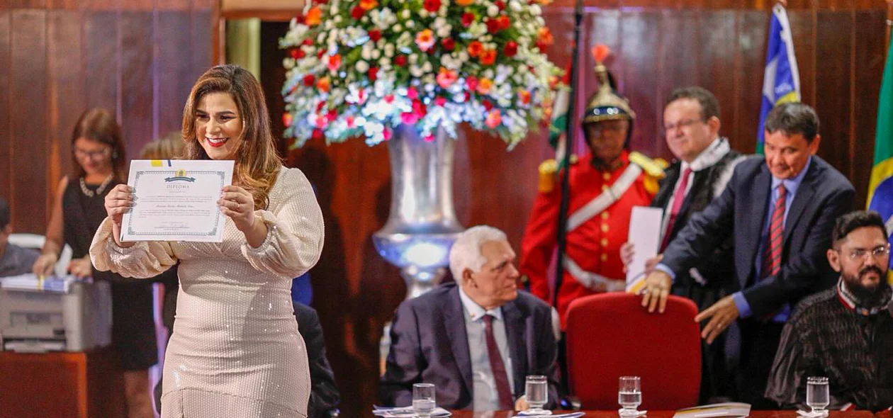 Dra. Marina Santos