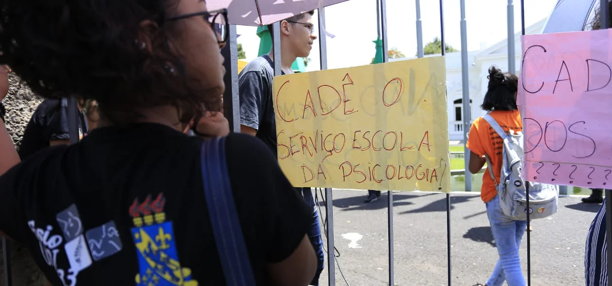 Estudantes de psicologia da Uespi também estavam presentes 