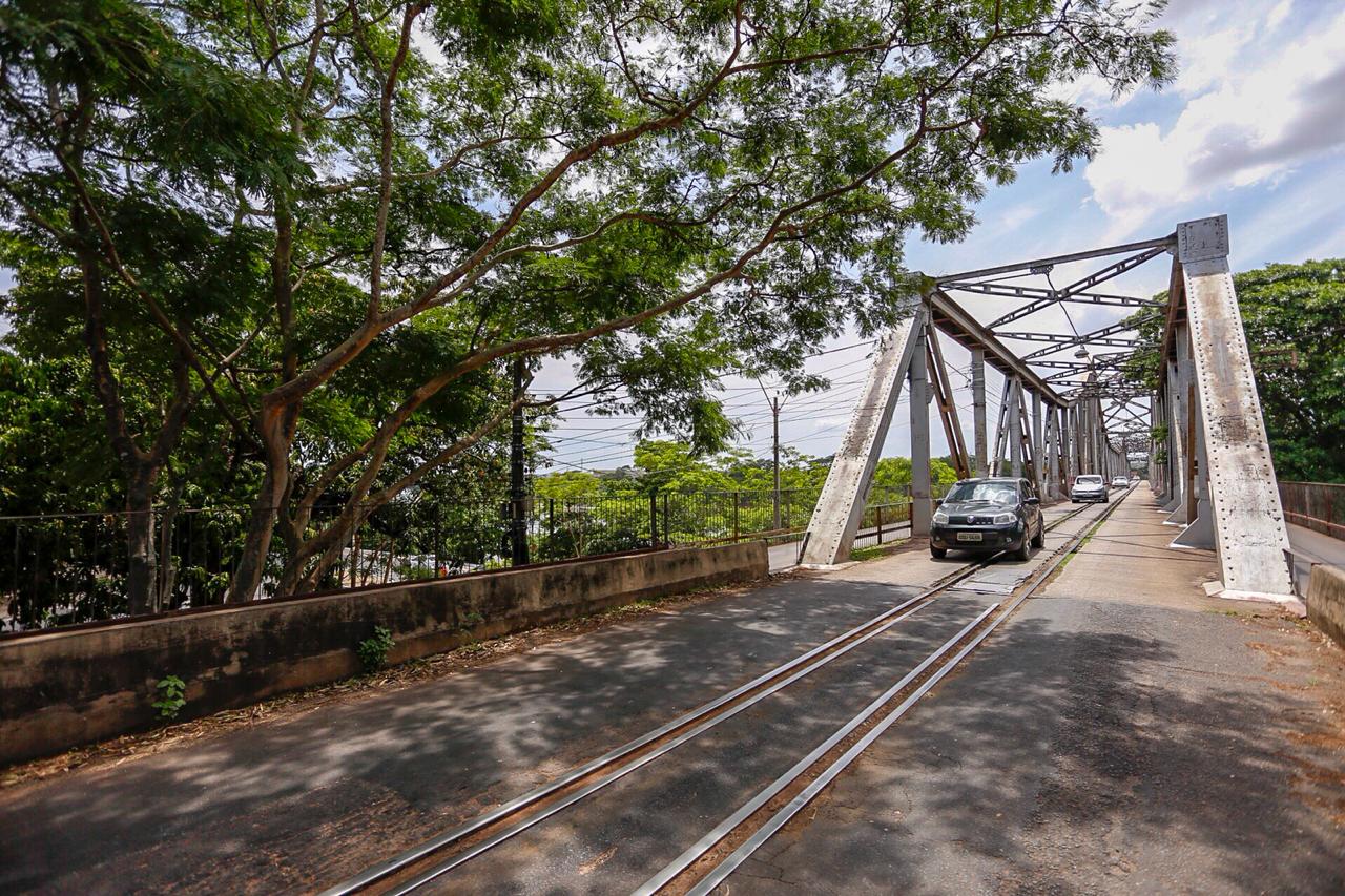 Ponte Metálica 