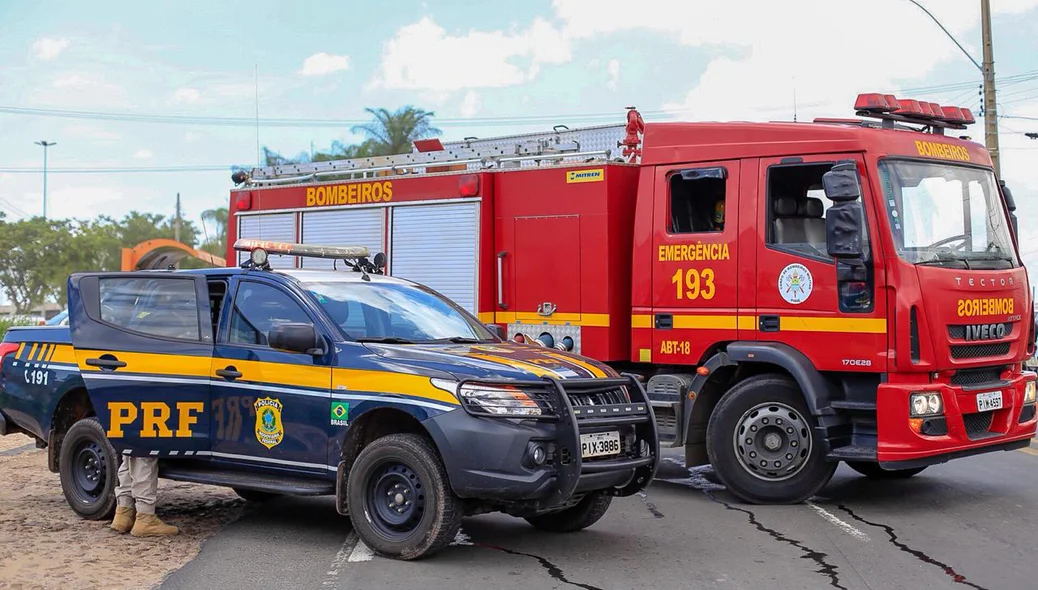 Corpo de Bombeiros e PRF foram acionados