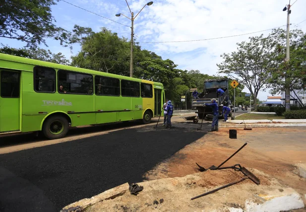 Trânsito na Avenida Maranhão