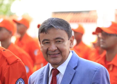 Wellington Dias no Quartel do Corpo de Bombeiros