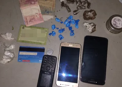Drogas encontradas em residência