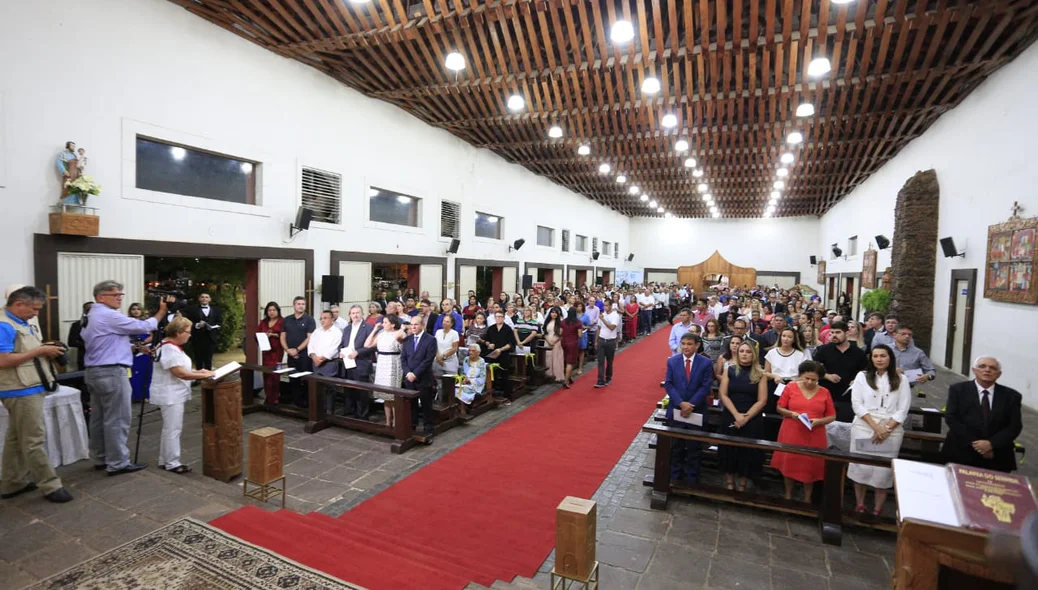 Missa aconteceu na Igreja Nossa Senhora de Lourdes