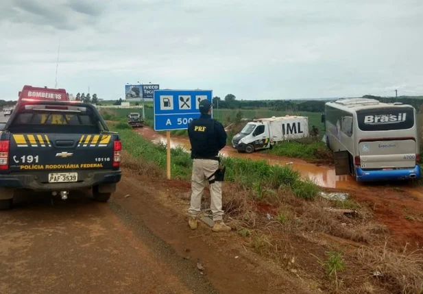 Cinco pessoas que vinham para o Piauí morrem em acidente na BR 020  