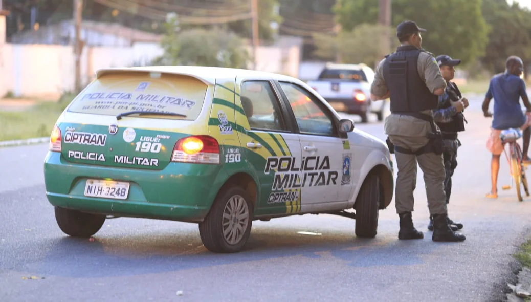 Policiais do 1º Batalhão da PM estiveram no local
