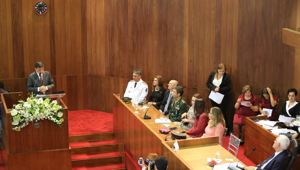 Autoridades prestigiam solenidade de posse de Wellington Dias na Alepi