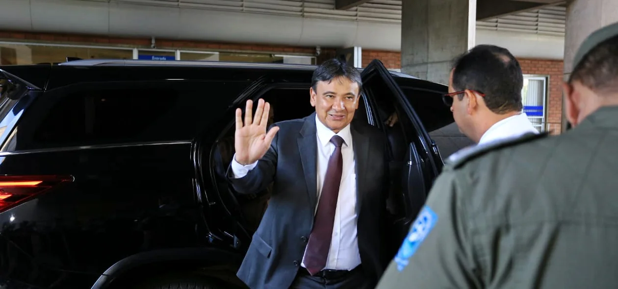 Wellington Dias chegando na Alepi