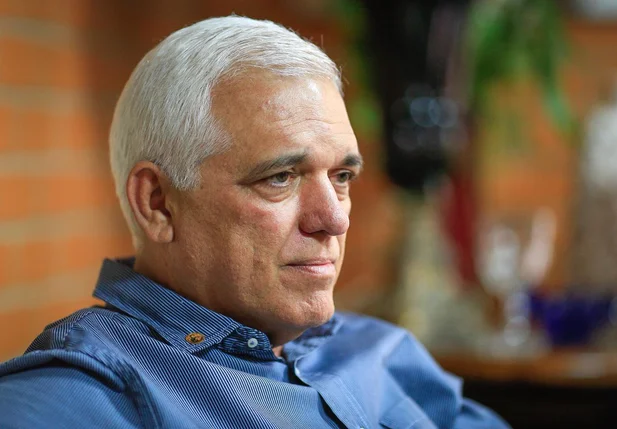 Deputado estadual Themístocles Filho