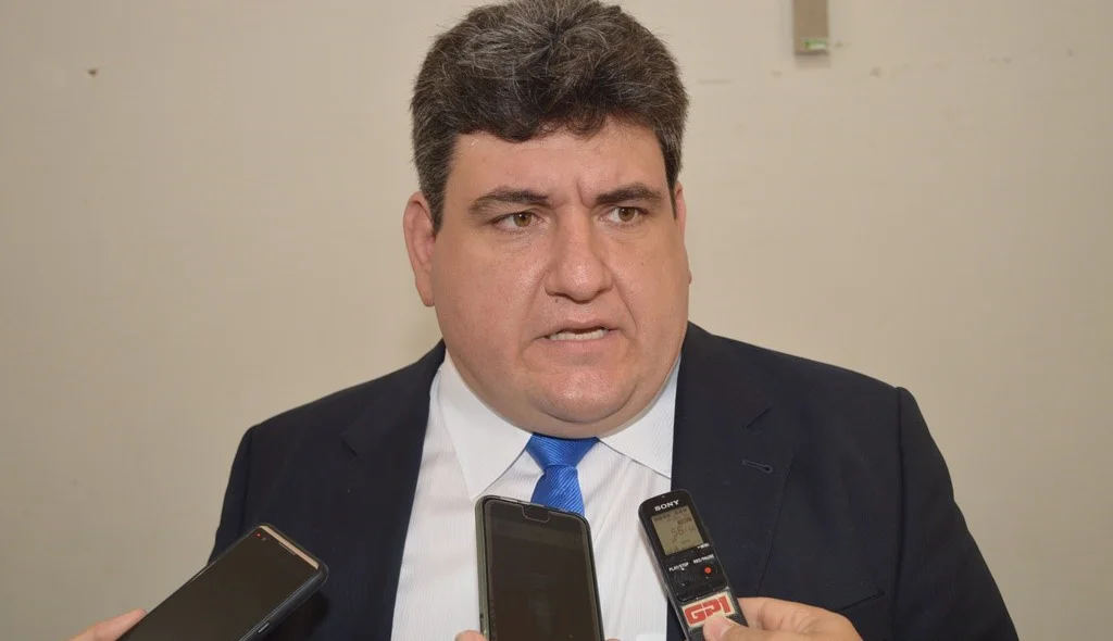Hugo Victor anuncia metas para novo mandato
