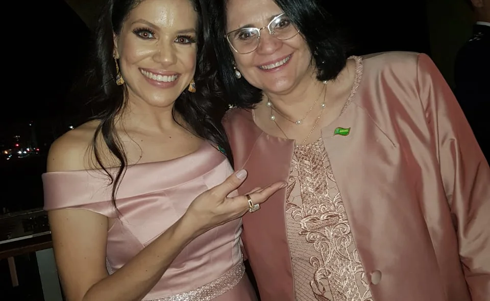 Rubenita Lessa e ministra Damares Alves 