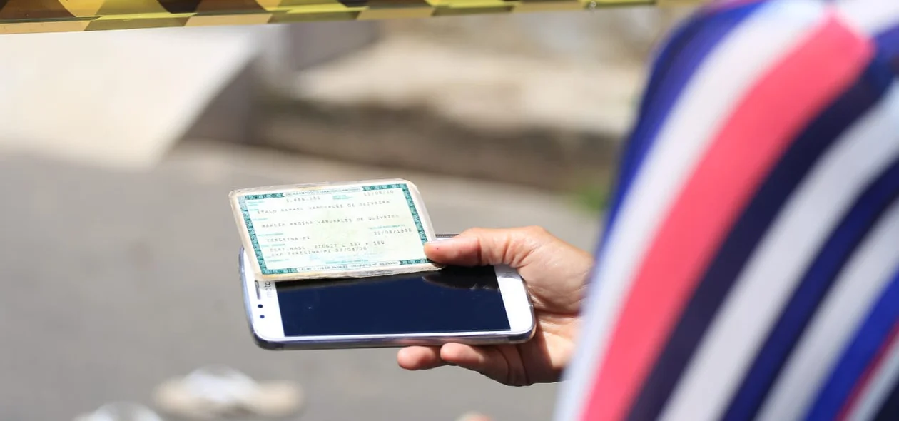 Pertences do jovem assassinado