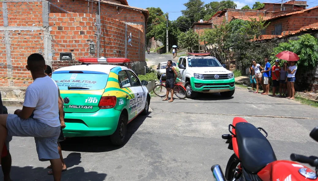 Viaturas do 9º Batalhão da Polícia Militar