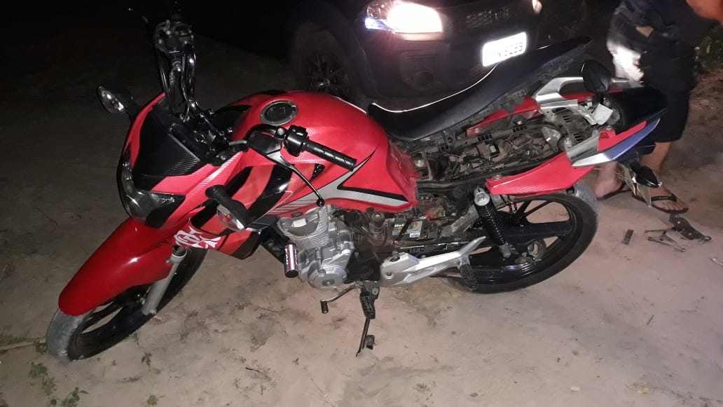 Motocicleta encontrada pela Polícia Militar do Maranhão após o roubo.