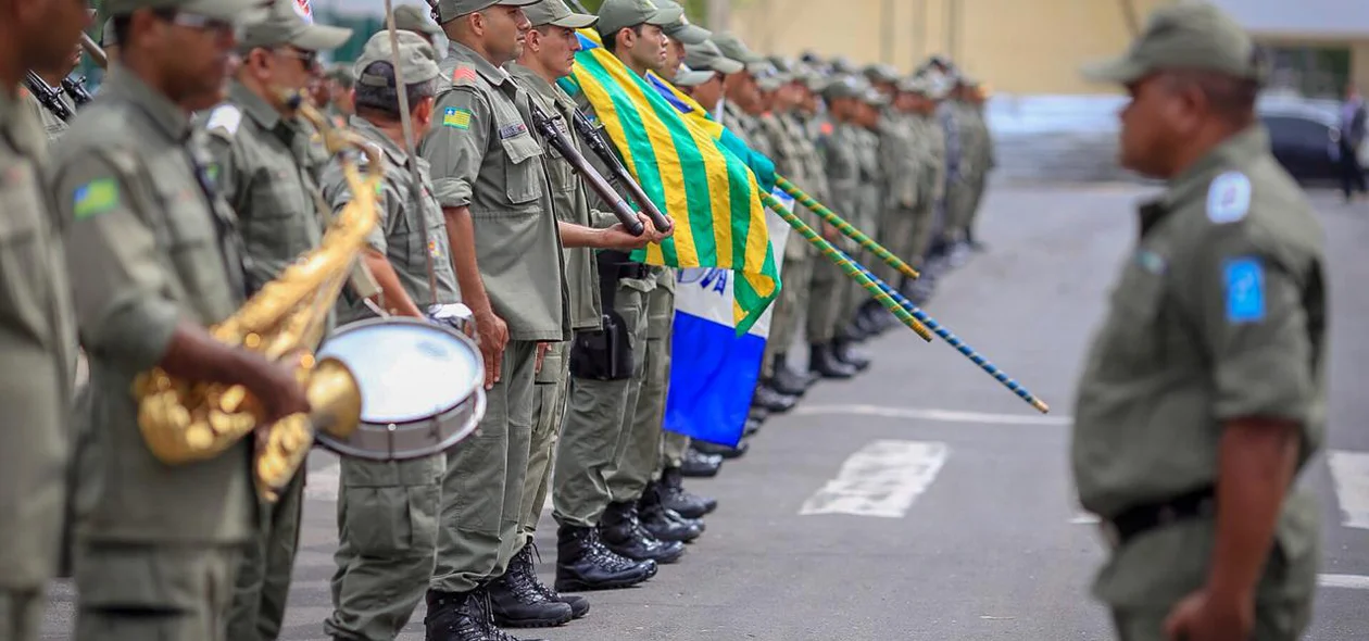 Policiais militares em solenidade no Tribunal de Justiça