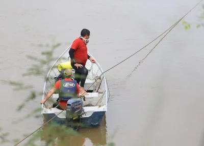 Corpo de Bombeiros faz buscas no Rio Parnaíba