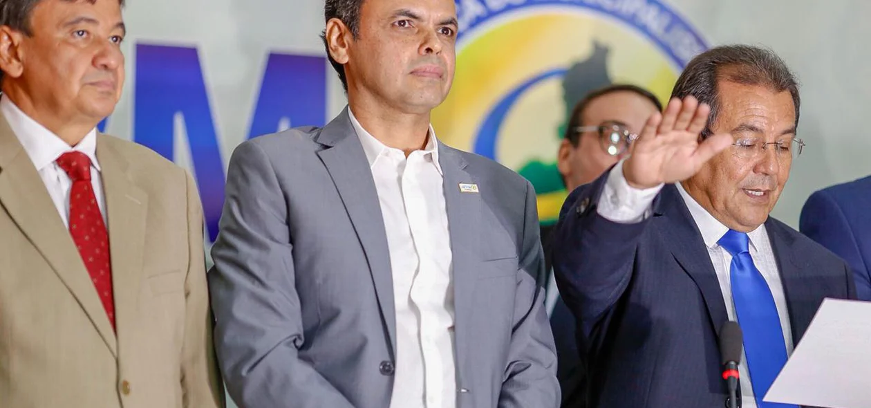 Wellington Dias, Gil Carlos e Jonas Moura
