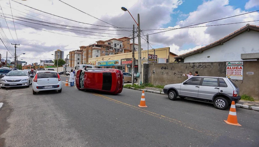 Avenida Homero Castelo Branco