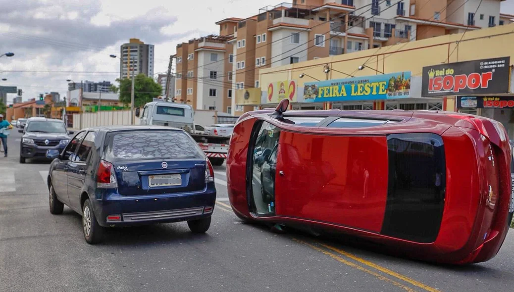 O transitou ficou um pouco congestionado 
