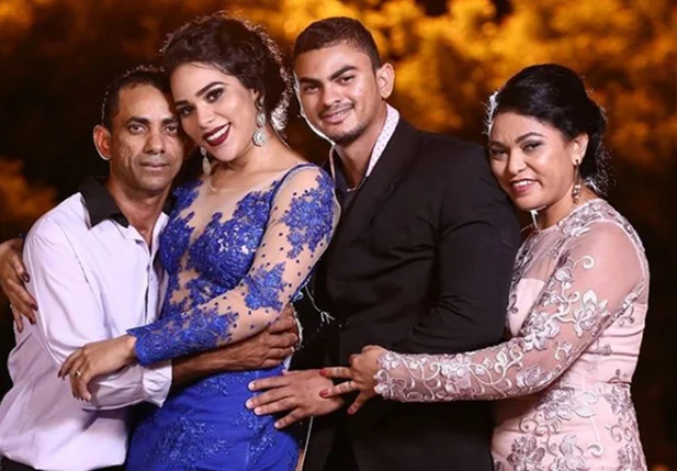 Elana Valenária e sua família