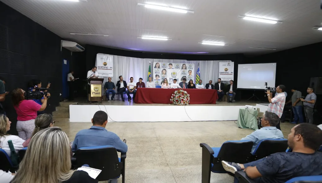 Cerimônia de lançamento do CERTIFIC-PI