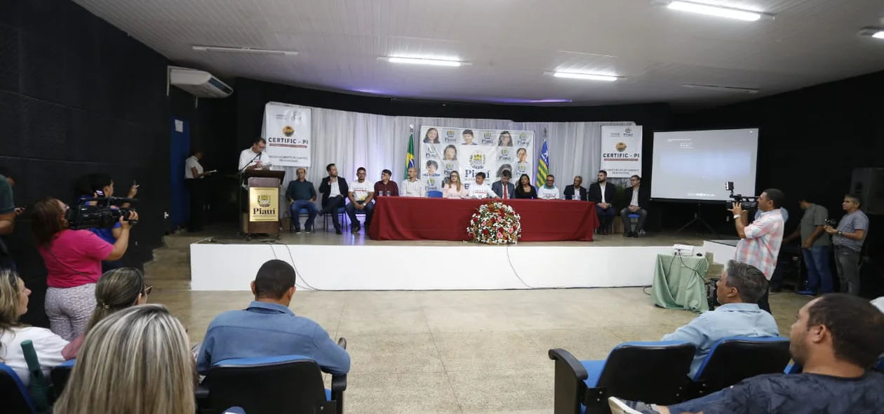 Cerimônia de lançamento do CERTIFIC-PI