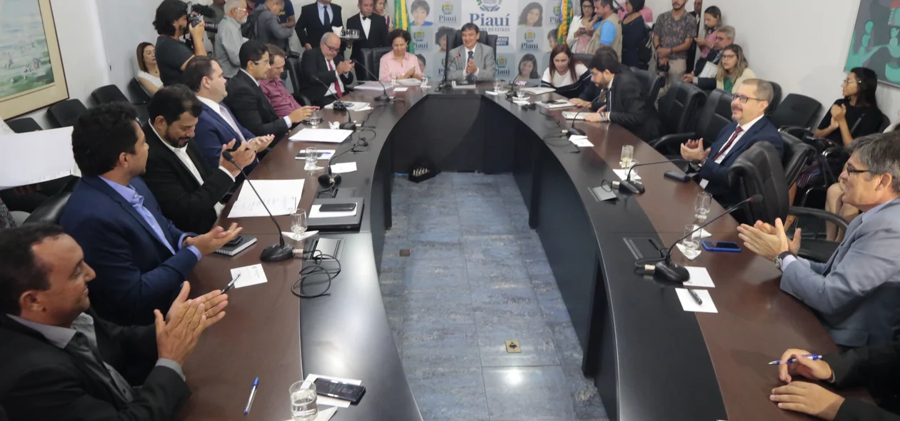 Encontro ocorreu nesta manhã