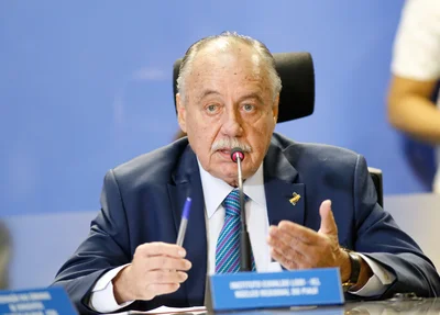 Freitas Neto toma posse como presidente do Sebrae