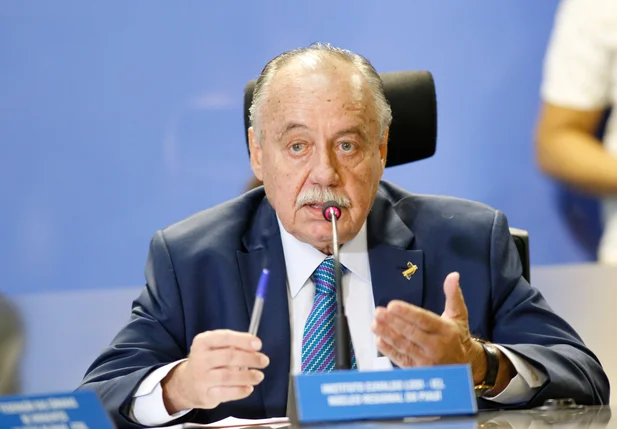 Freitas Neto toma posse como presidente do Sebrae