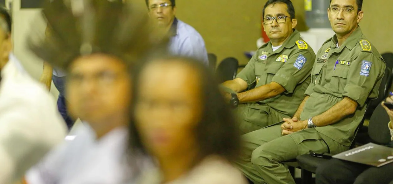 Policiais militares na reunião Ordinária do Conselho Estadual de Segurança Pública