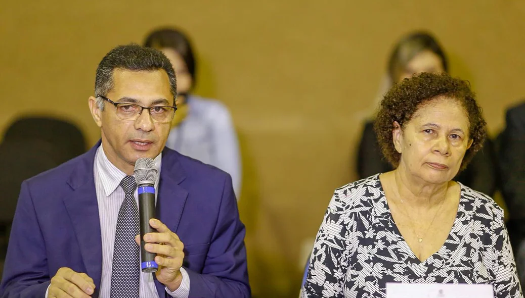 Secretário Rubens Pereira e Regina Sousa