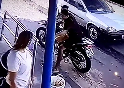 Câmera flagra ação de bandidos no Dirceu I