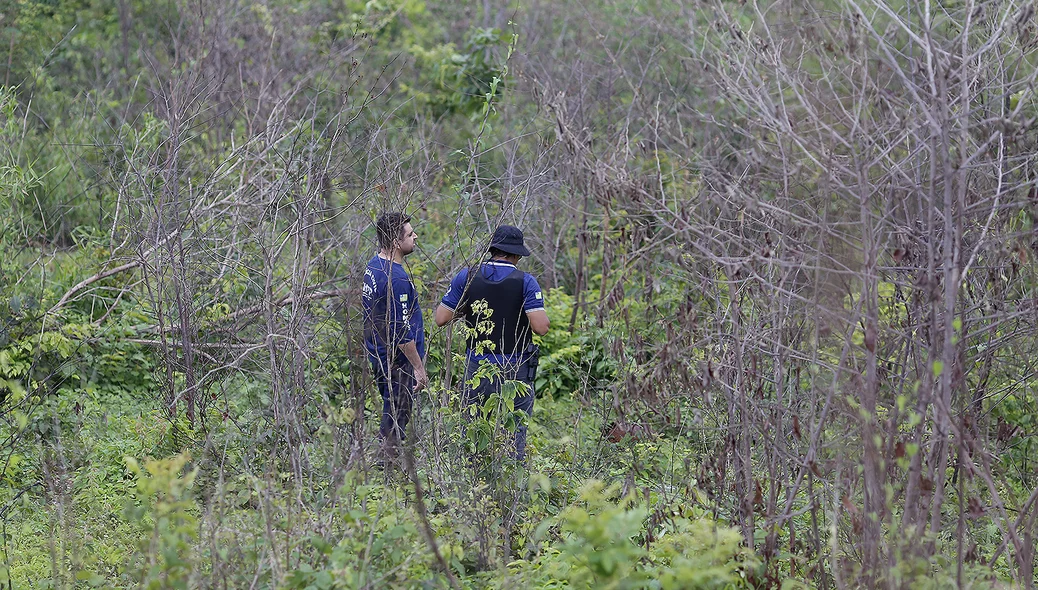 Corpo de homem é encontrado em mata