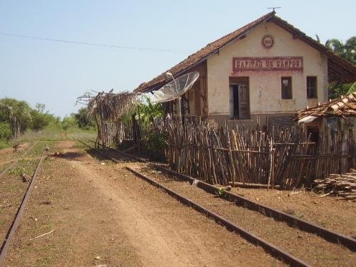 Estação Ferroviária de Capitão de Campos abandonada