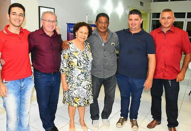 Regina Sousa participa de solenidade em Oeiras