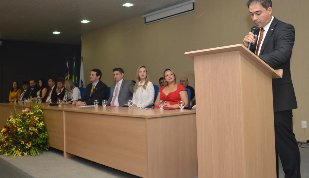 Kléber Curica agradece presença do público