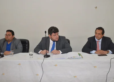 Mesa diretora da Câmara