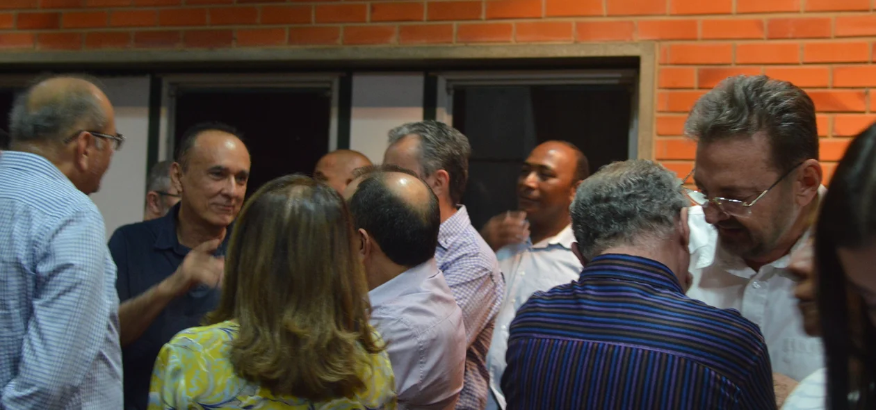 Corpo de Juarez Tapety é velado na Alepi