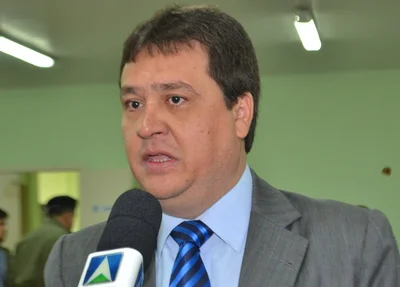 Nerinho assumirá quinto mandato de deputado.