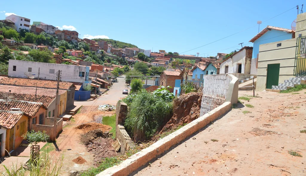 Obra vai evitar deslizamentos