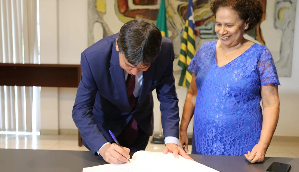 Wellington Dias reassume o cargo