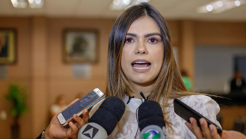 Pollyanna Rocha 