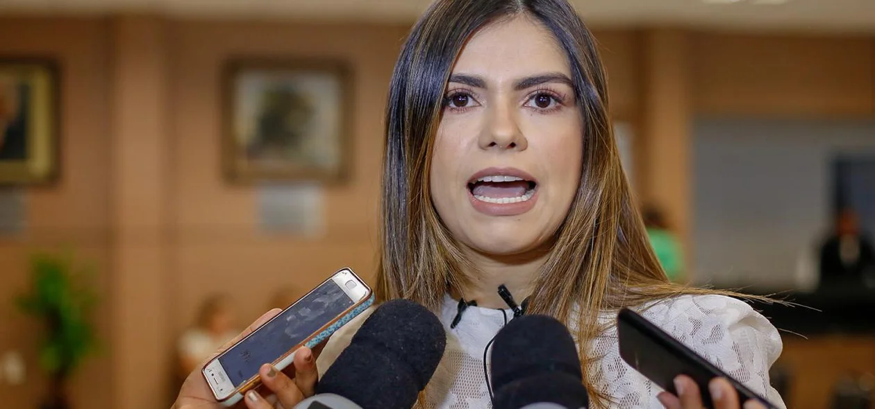 Pollyanna Rocha 