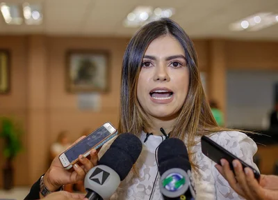 Pollyanna Rocha 