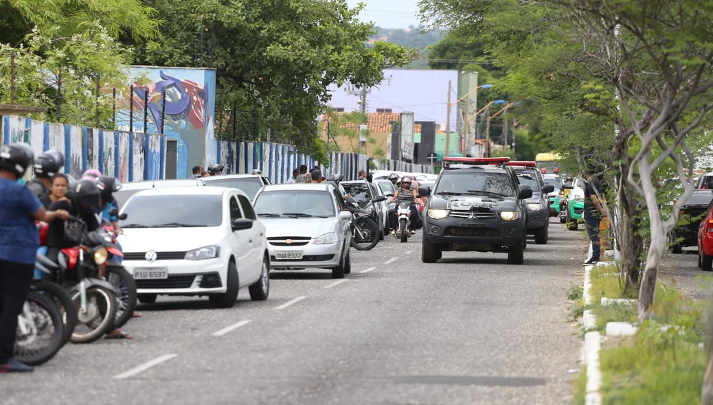 Cortejo seguiu pelas ruas de Teresina