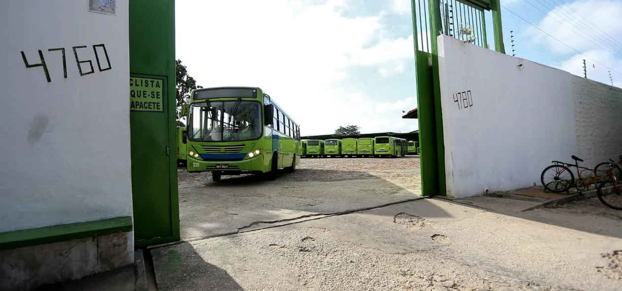 Garagem da Emtracol na zona sudeste de Teresina