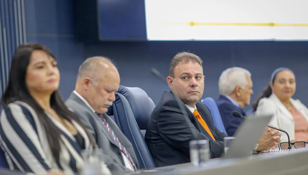 Jeová Alencar durante abertura do Ano Legislativo na Câmara