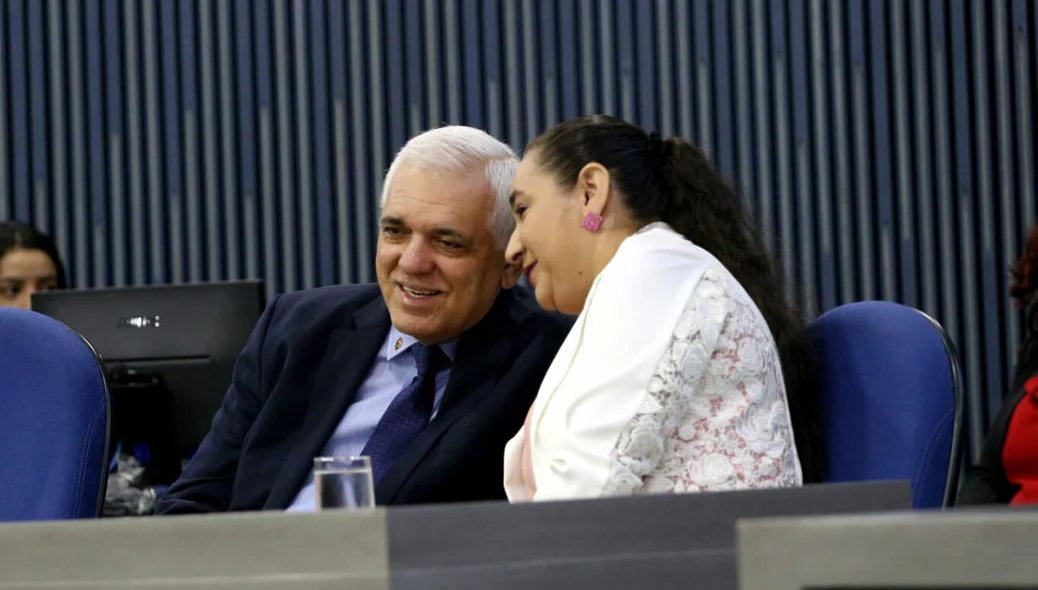 Themístocles Filho e Cida Santiago