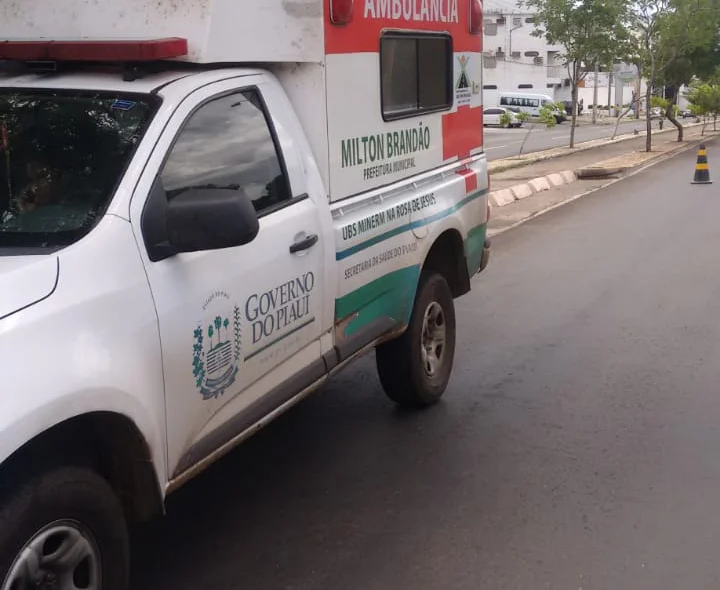 Veículo apresentou problemas na Avenida João XXIII em Teresina